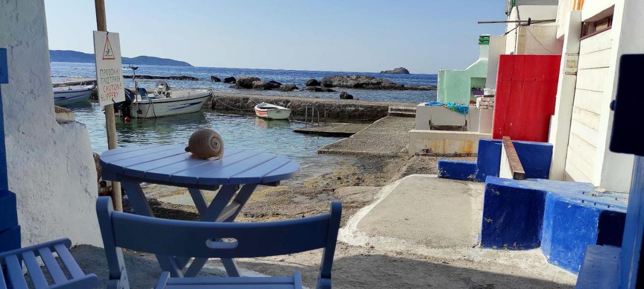 ホテル Il Marinero Mandrakia エクステリア 写真